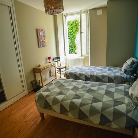 Amani Hostel ลา เฮออล ภายนอก รูปภาพ